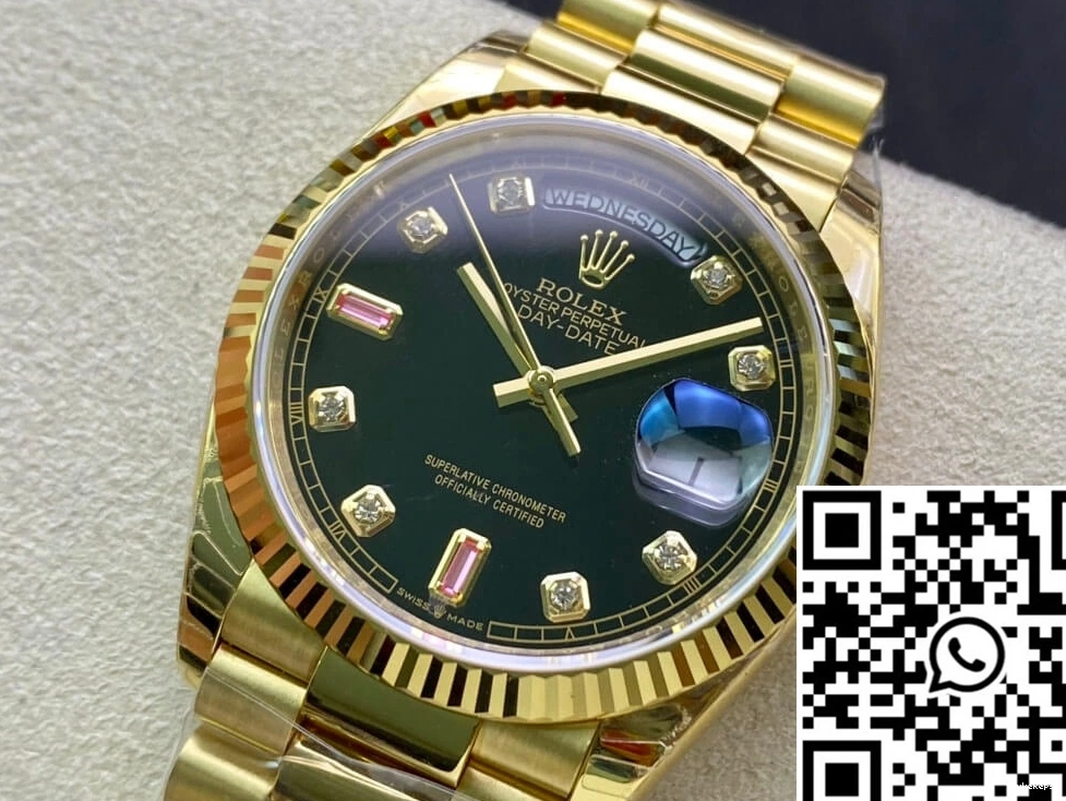 Day Factory 118208 Date Yellow Gold EW Rolex 0410